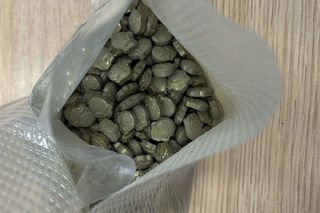 Ktoś z kujawsko-pomorskiego miał odebrać grubą kopertę z pieniędzmi. Przechwyciła je Krajowa Administracja Skarbowa