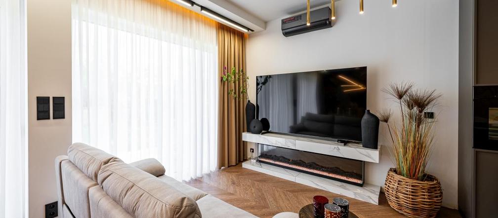Apartament w stylu glamour inspirowany afrykańską przyrodą
