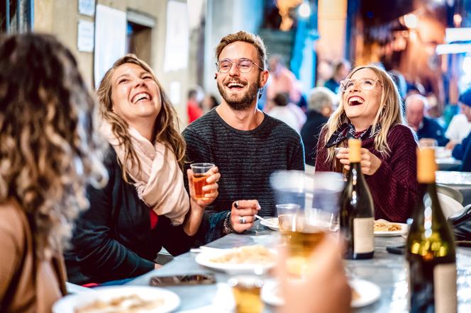 Ten pomysł ma zniechęcić młodych ludzi do alkoholu. Pomoże w dokonywaniu zdrowszych wyborów