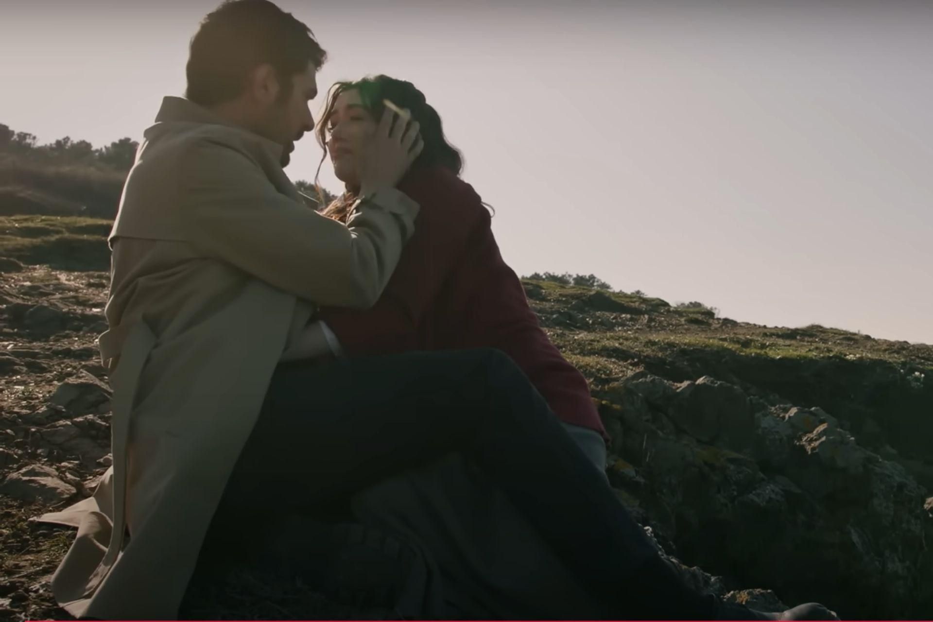 Wichrowe wzgórze. Halil uratuje Zeynep i odkryje fakty z przeszłości -  Super Seriale