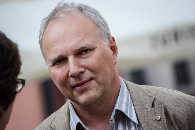 Bracie, to kłamliwy atak na naszą rodzinę!