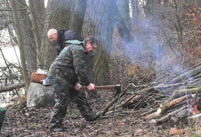 Sylwester polityków: Tusk na boisku, Brudziński w lesie