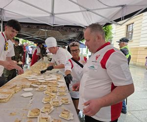 Rzeszów Najdłuższa Kremówka w Polsce