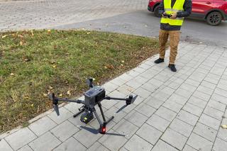Dron antysmogowy lata nad Łodzią i sprawdza, czym mieszkańcy palą w piecach