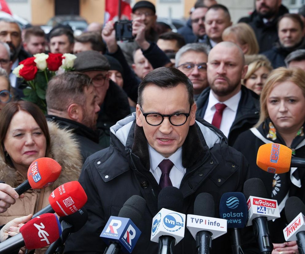 Mateusz Morawiecki w warszawskiej prokuraturze. Usłyszał zarzuty