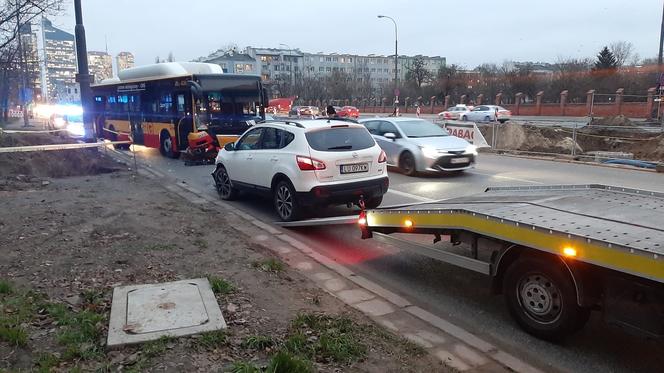 Czarna seria w Warszawie. Kolejny wypadek autobusu miejskiego! Są ranni