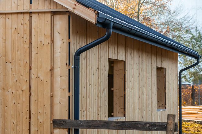 Odbudowa domków fińskich na Polu Mokotowskim