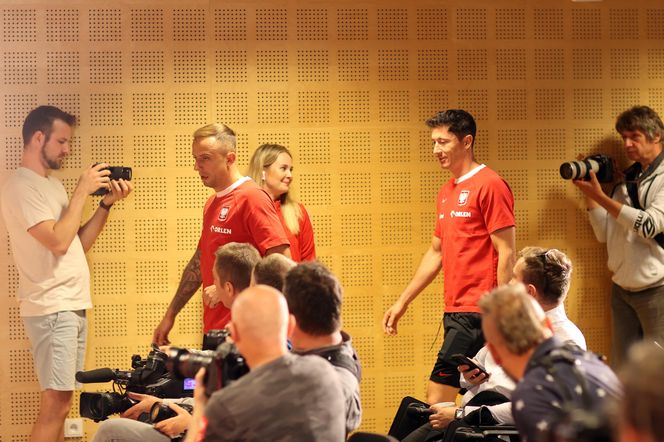 Kamil Grosicki i Robert Lewandowski