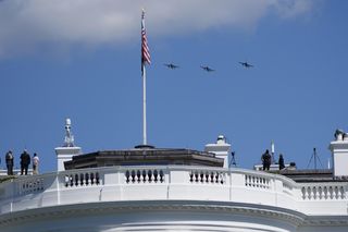 Hołd dla majora Krakowiana nad Białym Domem