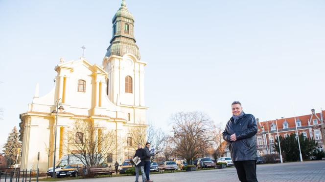 Stworzyli kalendarz ze znanymi bydgoszczanami! Cały dochód przekażą na dom dziecka