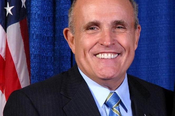 Giuliani zbiera na kampanię  byłego szefa MTA