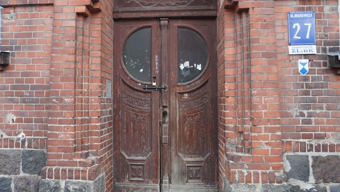 Zabytkowa kamienica w Olsztynie na sprzedaż. To największy pustostan w centrum miasta