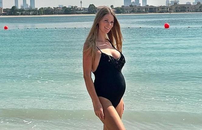 Małgorzata Tomaszewska pokazuje ciążowy brzuszek