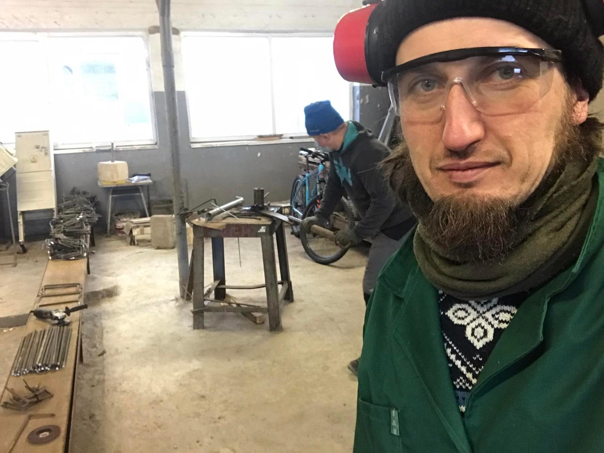 Polacy jadą z darami na ukraiński front
