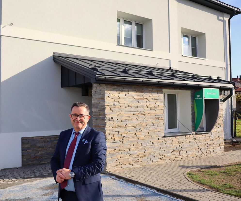 Urząd Gminy w Chełmcu zyskał nowy blask