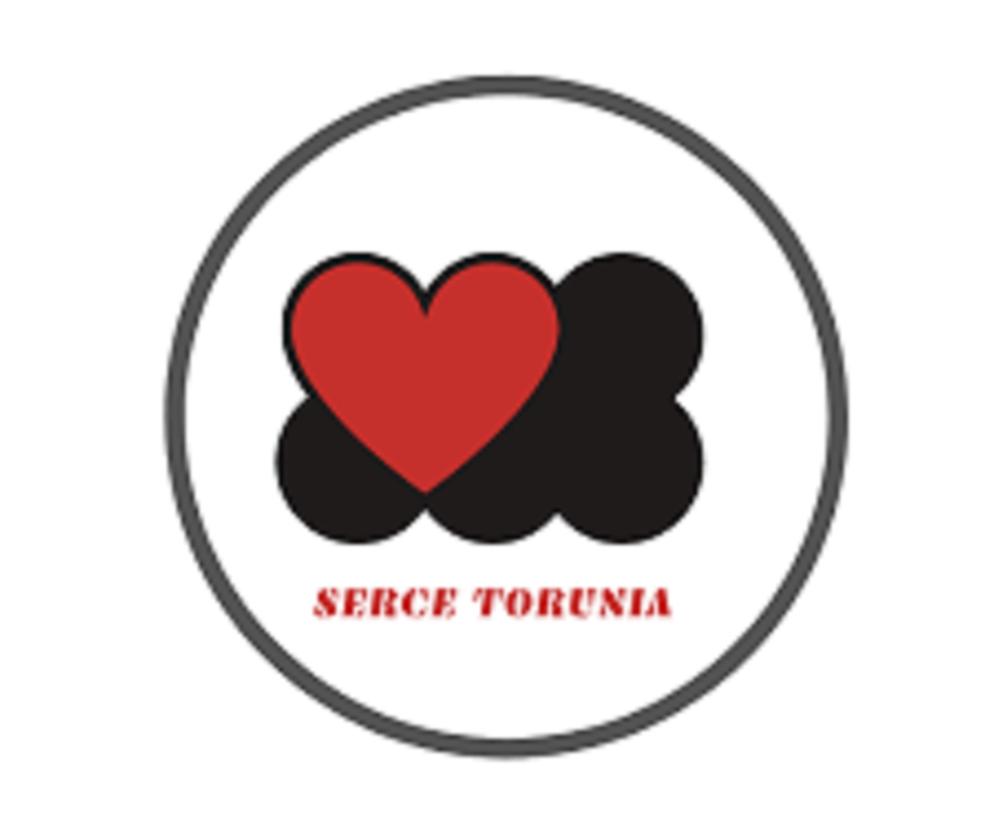 Serce Torunia nadal szuka lokalu, otwiera jadłodzielnię, bezdomnym rozdaje żywność
