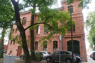 W Olsztynie znajduje się najpiękniejsza fasada zabytku w Europie. Kiedyś były tam koszary [ZDJĘCIA]