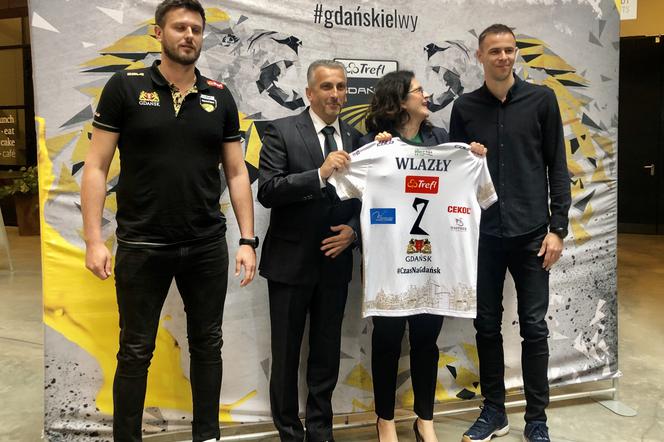 – Wiem, że Gdańsk to także doskonałe miejsce dla mojej rodziny – dodaje nowy zawodnik Trefla.  