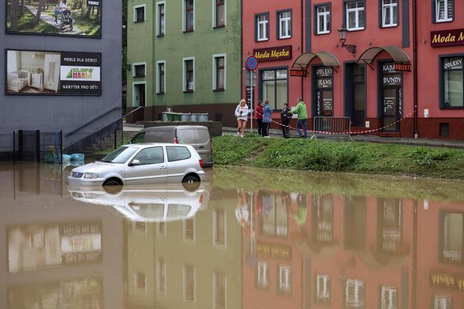 Powódź w Polsce. Sytuacja jest coraz trudniejsza