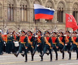 Zełenski i rosyjska armia przy granicy z Ukrainą 