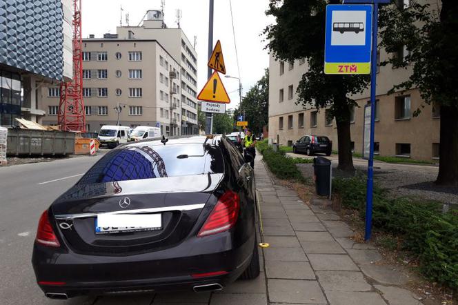 Mistrzowie parkowania w Katowicach [ZDJĘCIA]