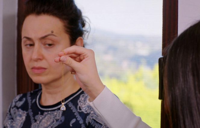 Miłość i nadzieja, odcinek 295: Bahar, Cavidan