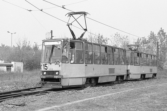 Zabytkowe tramwaje i autobusy na ulicach Krakowa. Pamiętacie je jeszcze?