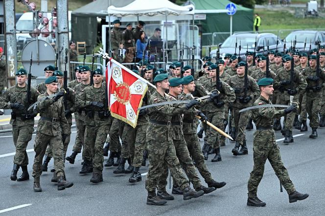 Zamknęli cztery mosty i kilkadziesiąt ulic. Próba generalna przed Świętem Wojska Polskiego