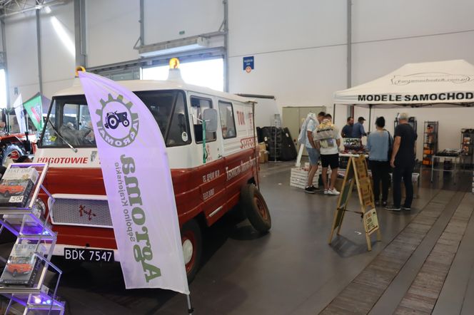 Retro Motor Show rozpoczęte! Wyjątkowe samochody na MTP!