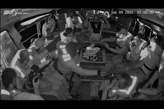 Siły izraelskie przejęły statek z Gretą Thunberg i celebrytami. Wieźli pomoc humanitarną