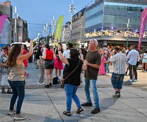 Potańcówka na katowickim rynku