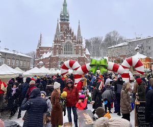 Świąteczne Targi Rzeczy Wyjątkowych w Krakowie. Więcej stoisk, atrakcji i lokalnych artystów