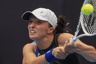 Iga Świątek - Magda Linette Relacja NA ŻYWO Pewne zwycięstwo Igi! WYNIK LIVE WTA Pekin