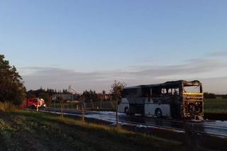 Pożar autobusu niedaleko Koronowa! Ewakuowano aż 35 osób! [ZDJĘCIA]