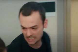 Kuzey i Sila spędzą noc w hotelu, ale sytuacja wymknie się spod kontroli.