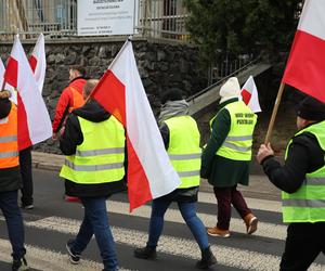 Protest rolników 20 marca w Lublinie. Przeszli ulicami miasta pod LUW