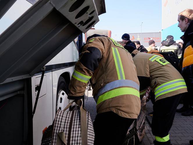 Podkarpaccy strażacy angażują się w pomoc humanitarną [GALERIA]