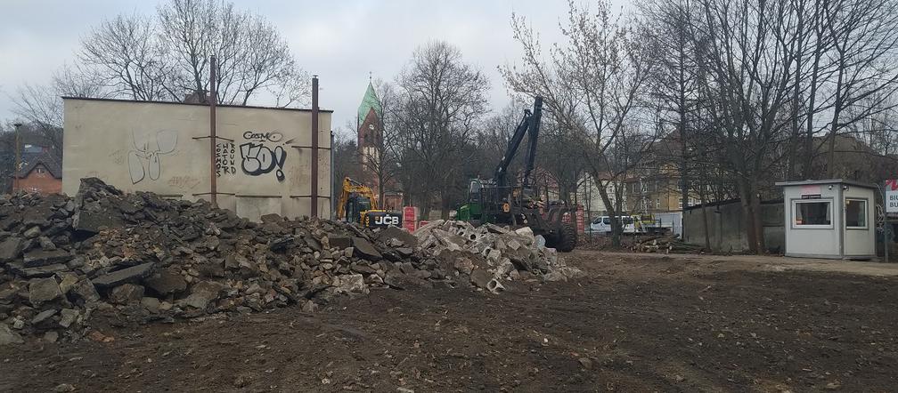 Ruszyła budowa CEZIB-u przy Warszawskiej. Zajrzeliśmy na plac budowy. 