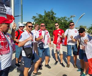 Polska - Arabia Saudyjska. Ekstremalne warunki pod stadionem. Trudno ustać pięć minut [PROSTO Z KATARU]