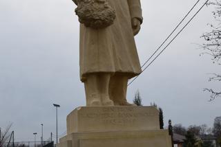 Urwali głowę generałowi