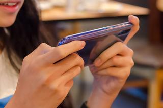 Holandia wprowadzi zakaz używania smartfonów w szkołach