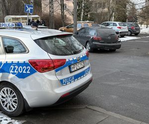  Podczas pościgu w Warszawie zderzyli się z nauką jazdy. Policjanci z Łodzi próbowali zatrzymać Gruzinów. „Czynności trwają”