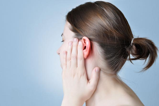 Wyciek z ucha: przyczyny i leczenie