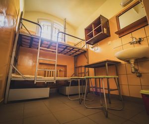 Śmierć za kratami. Mężczyzna zmarł w więzieniu. Śledczy szukają odpowiedzi, co się stało