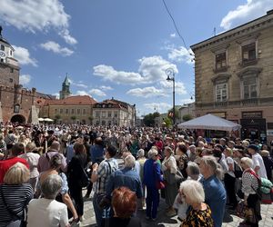 Rekordowy długi polonez w centrum Lublina