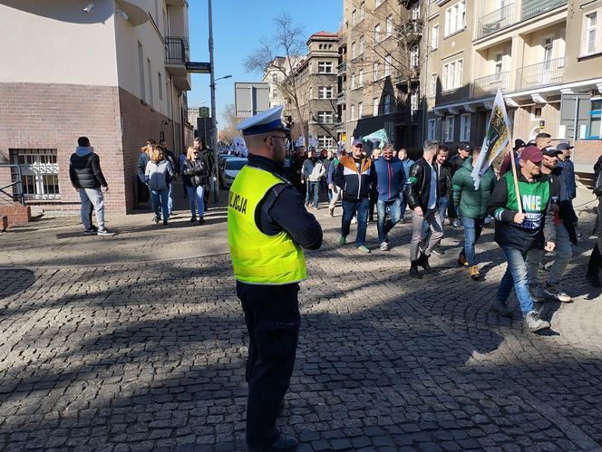 Górnicy protestowali pod ministerstwem przemysłu w Katowicach przeciwko likwidacji KWK Bielszowice