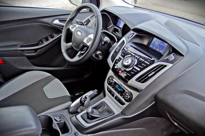 Ford Focus III kombi 1.6 EcoBoost - TEST, opinie, zdjęcia, wideo - DZIENNIK DZIEŃ 4: Wnętrze, bagażnik i wyposażenie