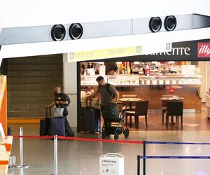 Marcin Hakiel z rodziną lecą na wakacje