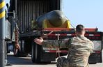 Amerykańskie bomby GBU-57