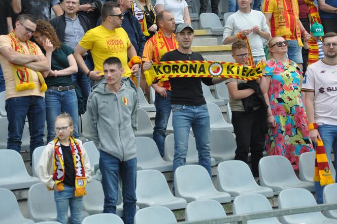 Korona Kielce - Ruch Chorzów. Zdjęcia kibiców na Suzuki Arenie